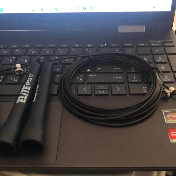 Elite Sportz Jump Rope Black New - Picture 2 of 3